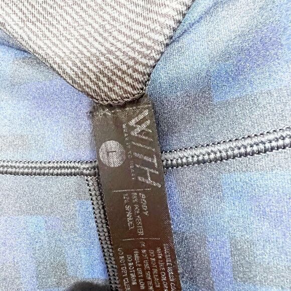 WITH Peloton Leggings Womens Large 7/8  Blue Printed Activewear Compression - Picture 3 of 8